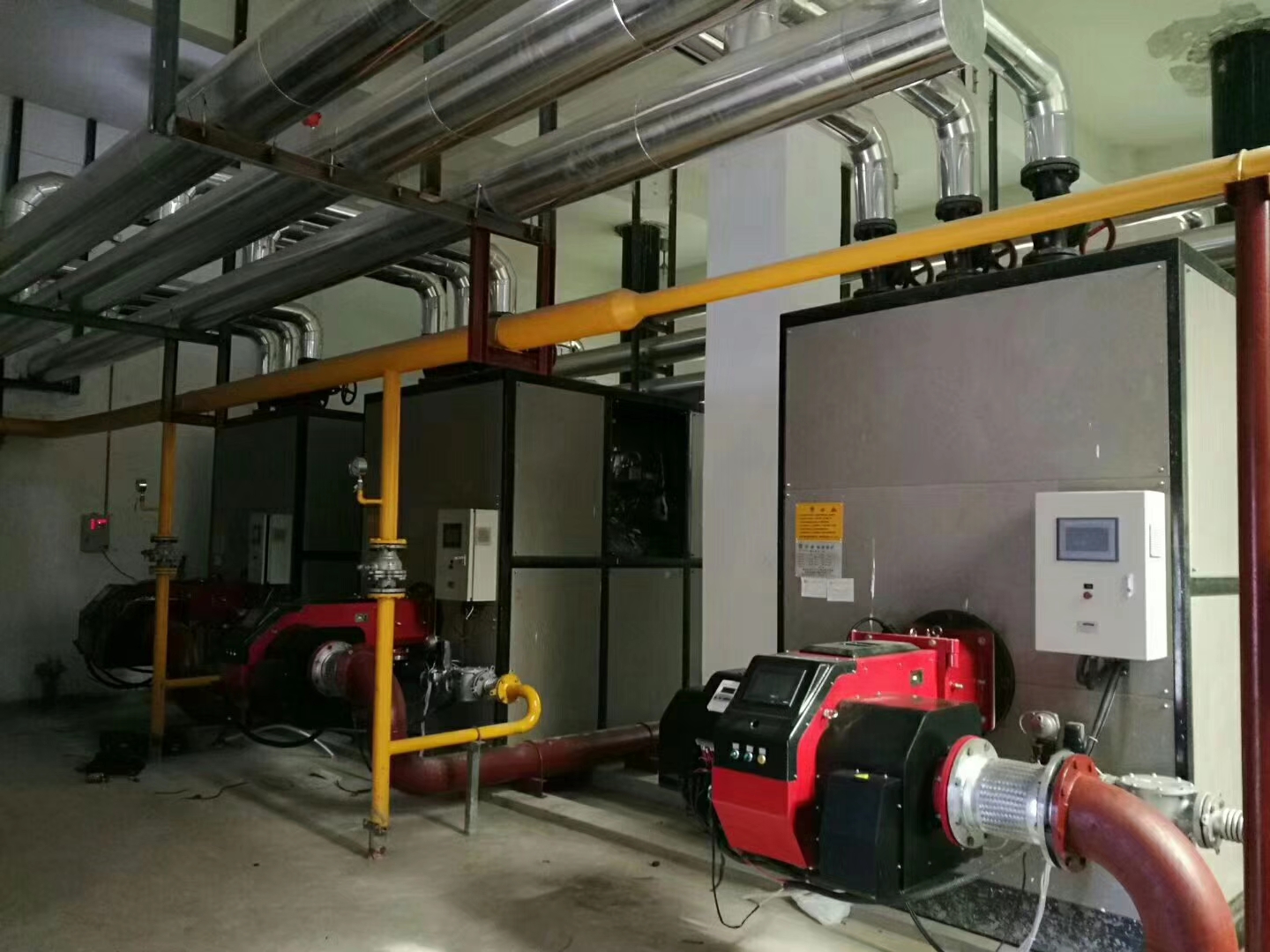 浑南金属材料燃气采暖热风炉现场